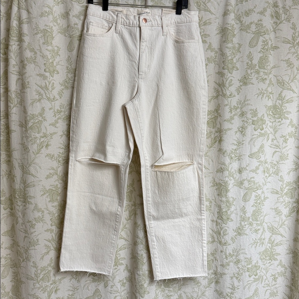 Universal Thread Jeans - Picture 2 of 5
